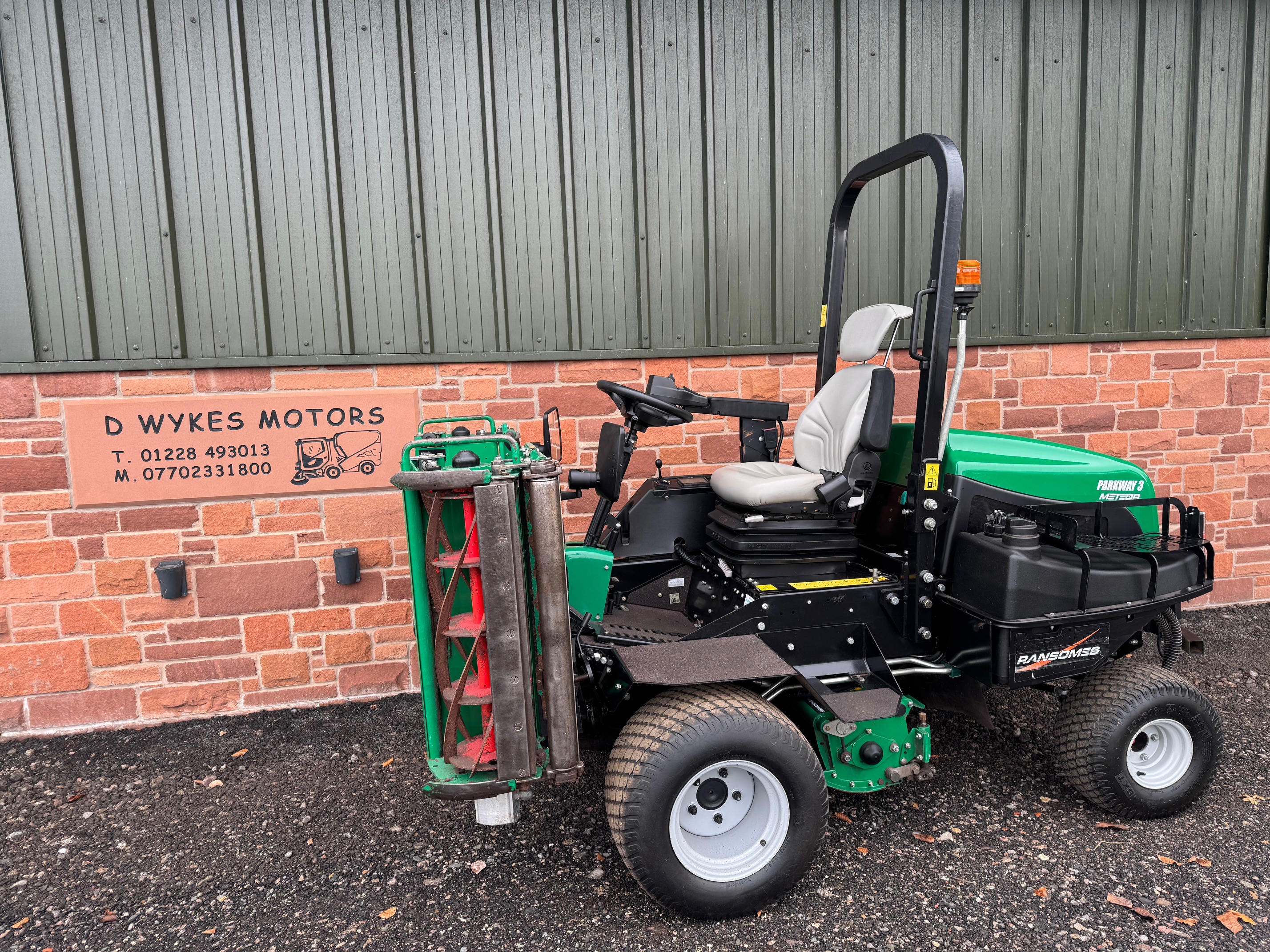 Ransomes Parkway 3 Meteor Mower 2020 Model