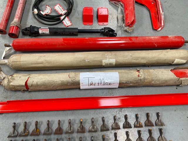 Trimax mower parts / rollors bearings pto shaft bottom blades