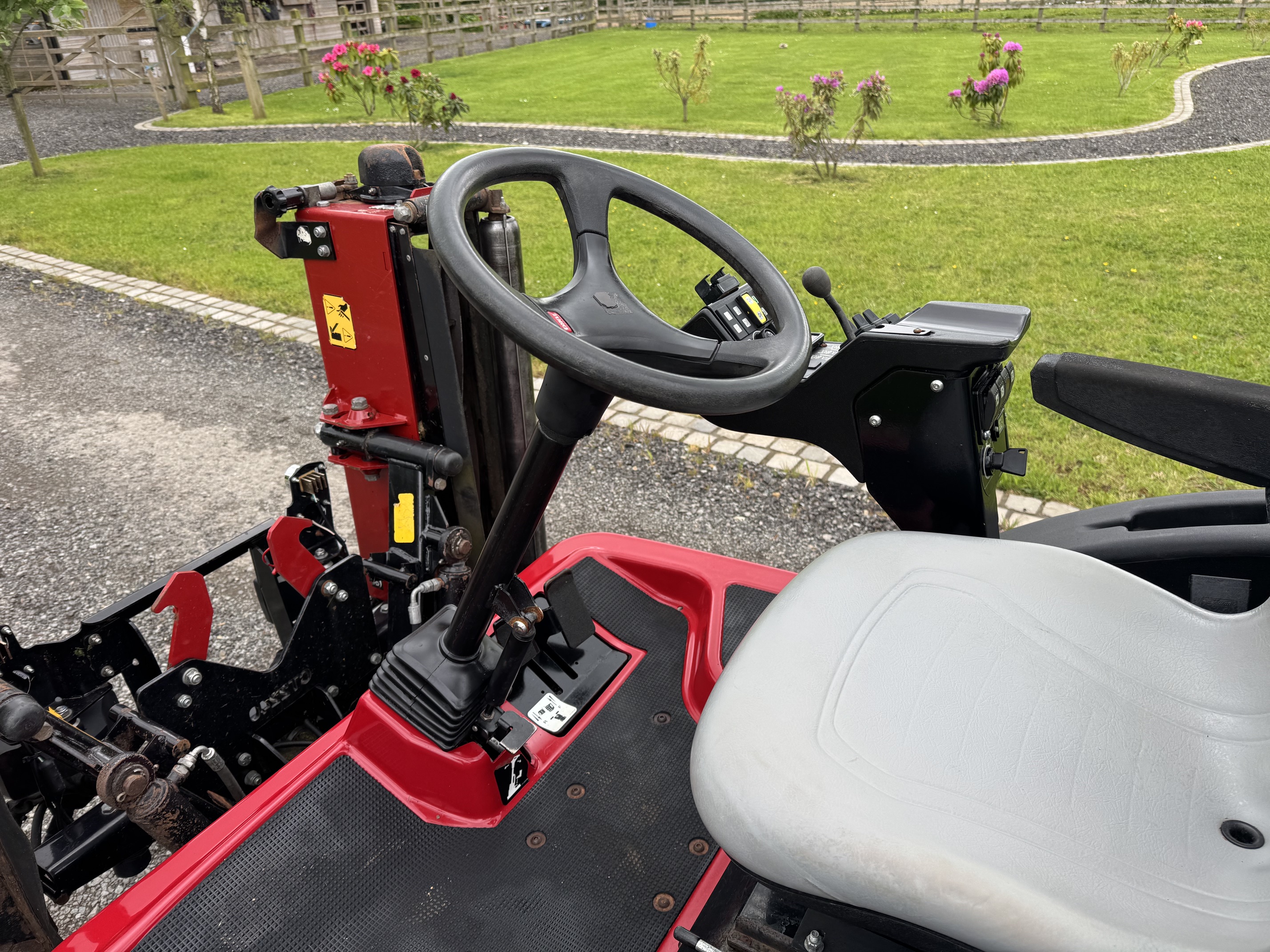 Toro CT2240 Mower / 1073H