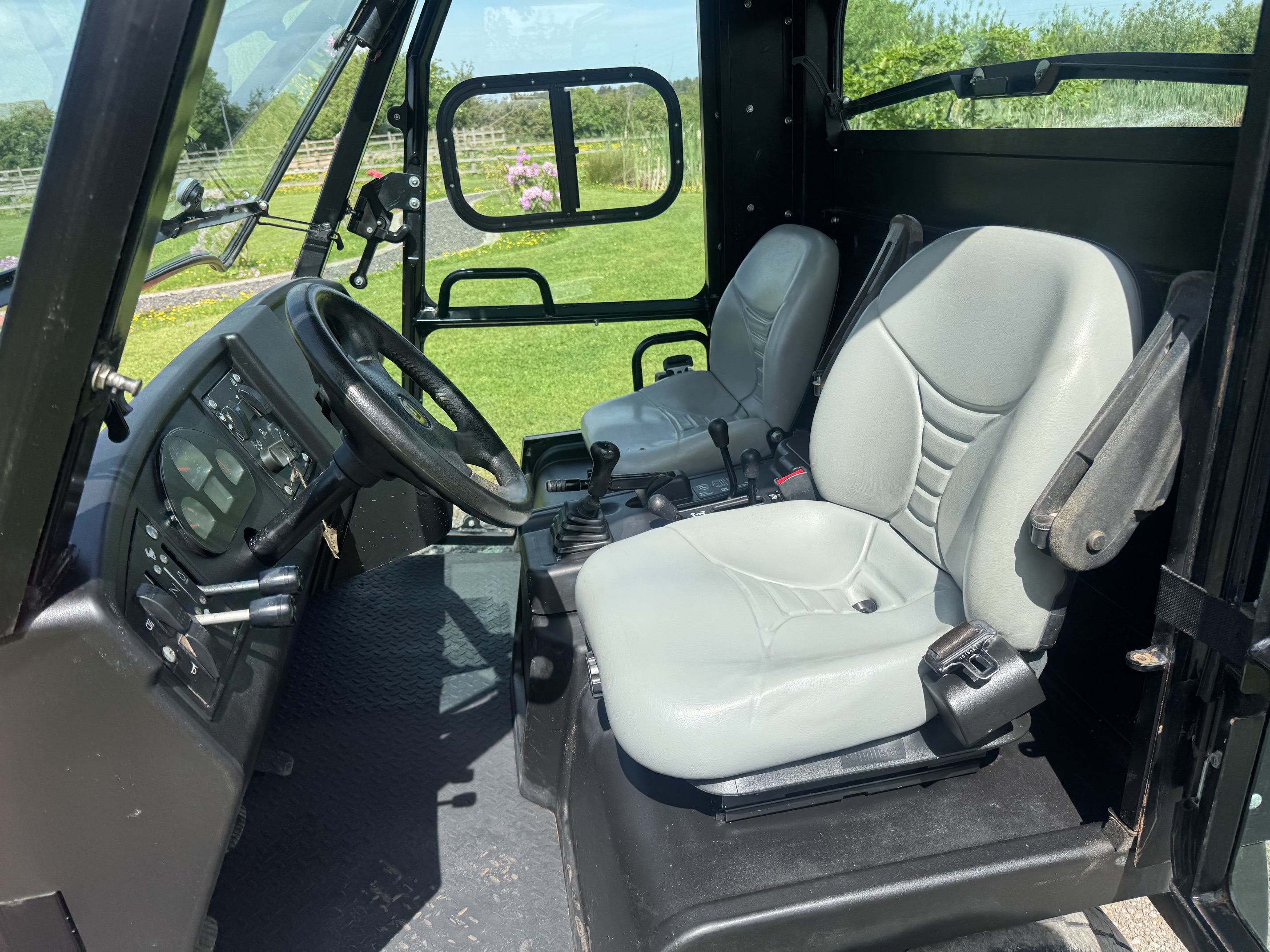 Jacobsen Cushman Truckster XD 4X4