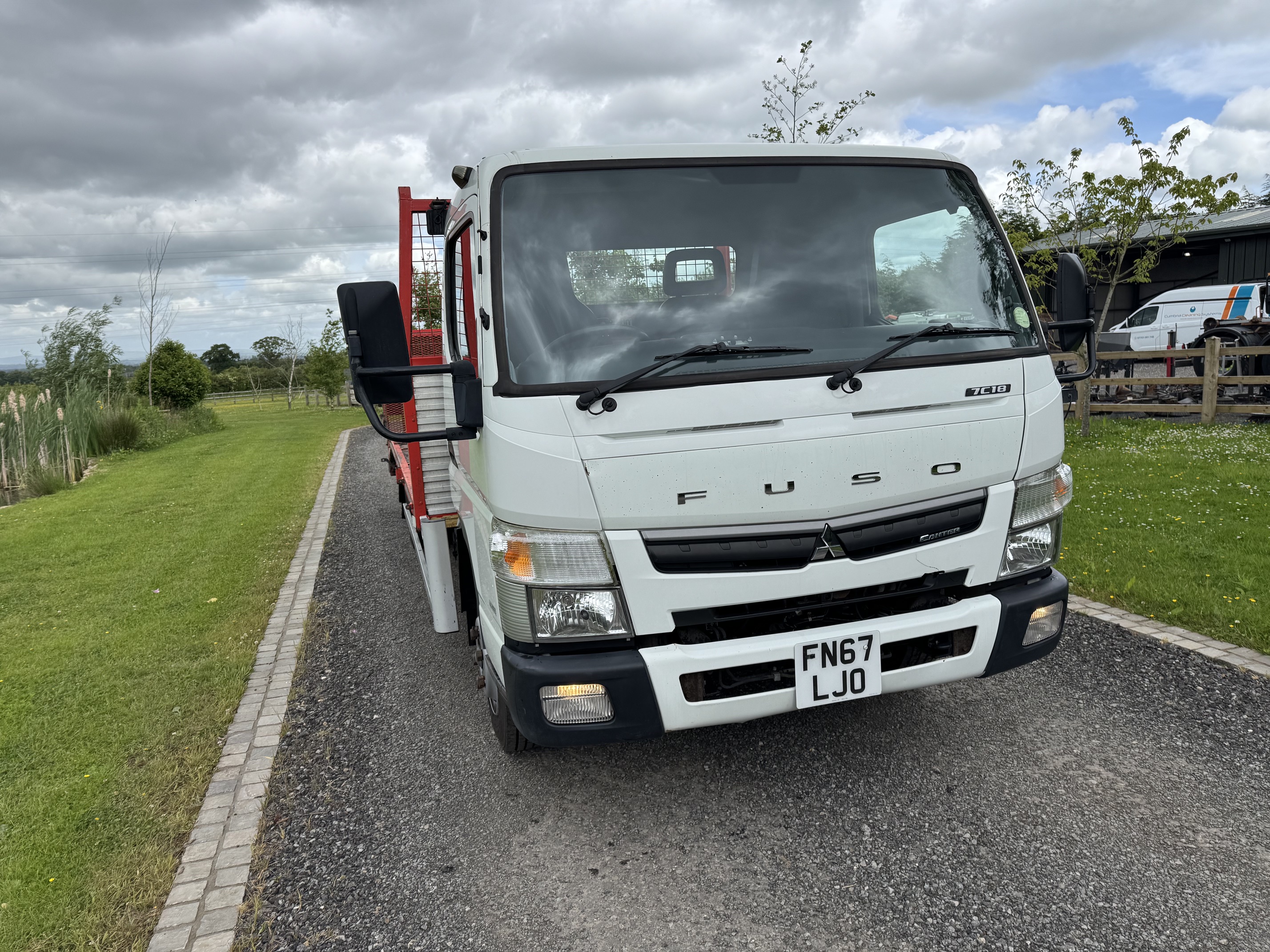 Mitsubishi Fuso Canter 7.5 Ton Beavertail Recovery Truck