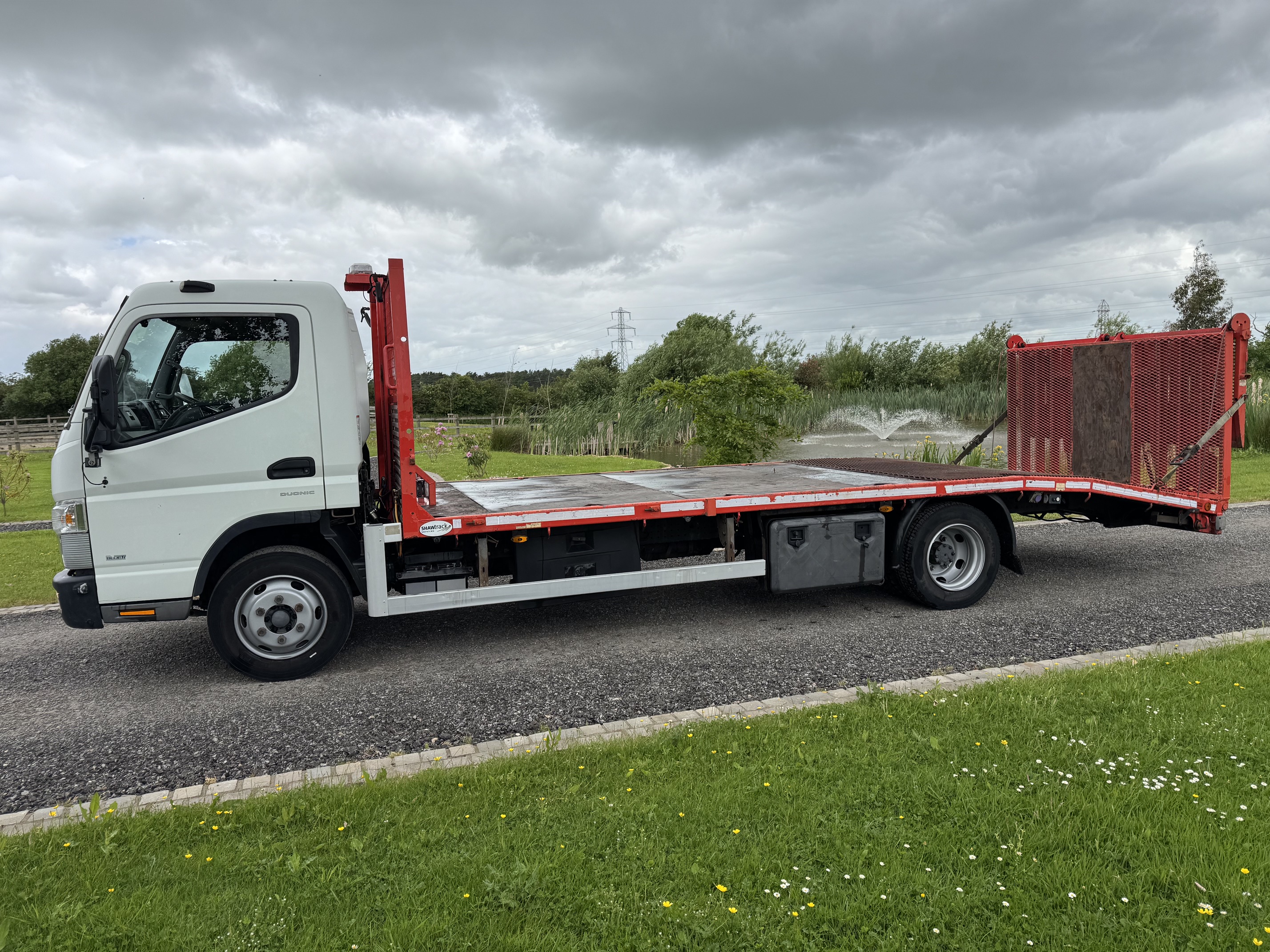 Mitsubishi Fuso Canter 7.5 Ton Beavertail Recovery Truck