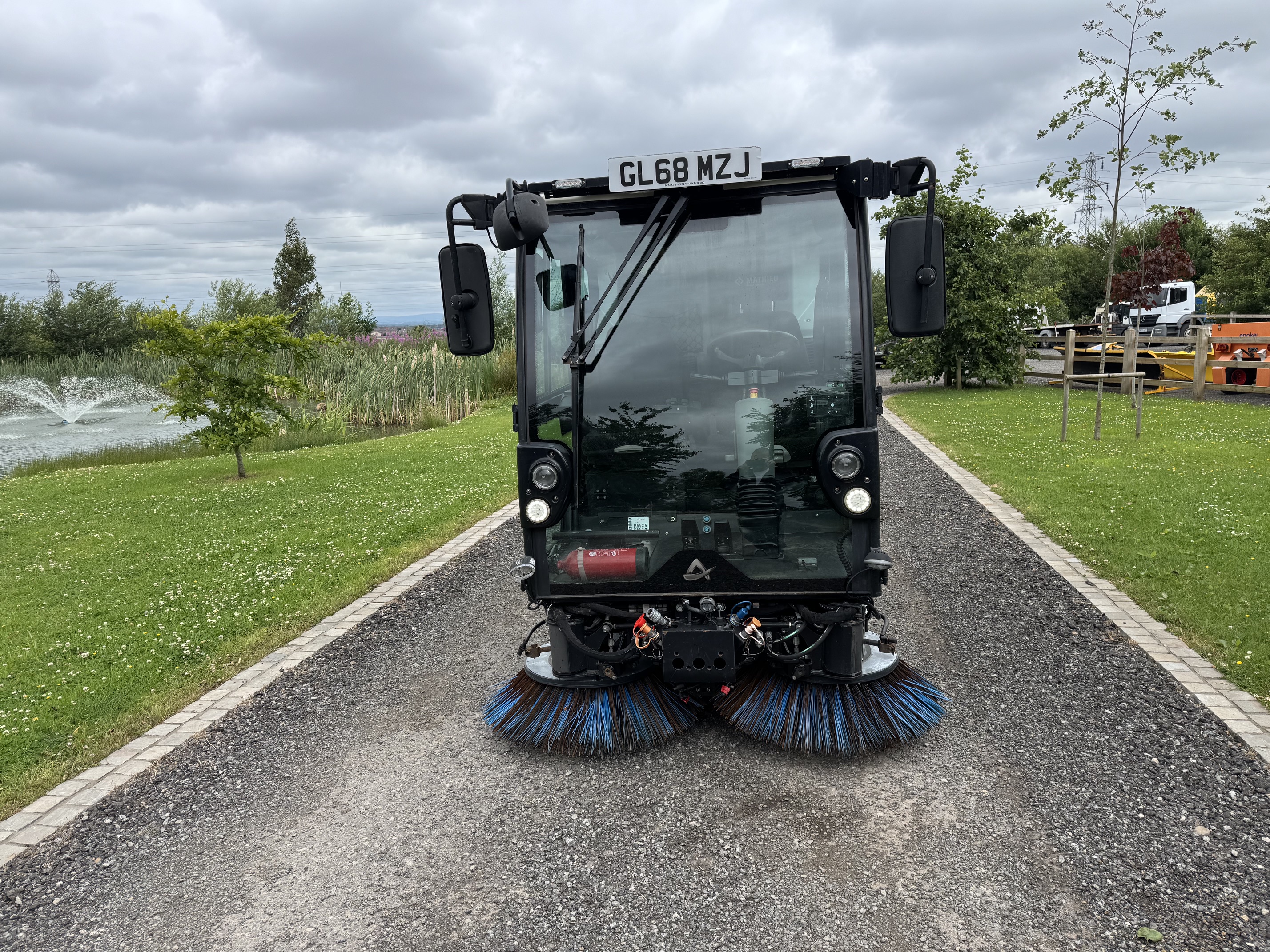 Scarab mathieu MC210 Azura Flex Road Sweeper