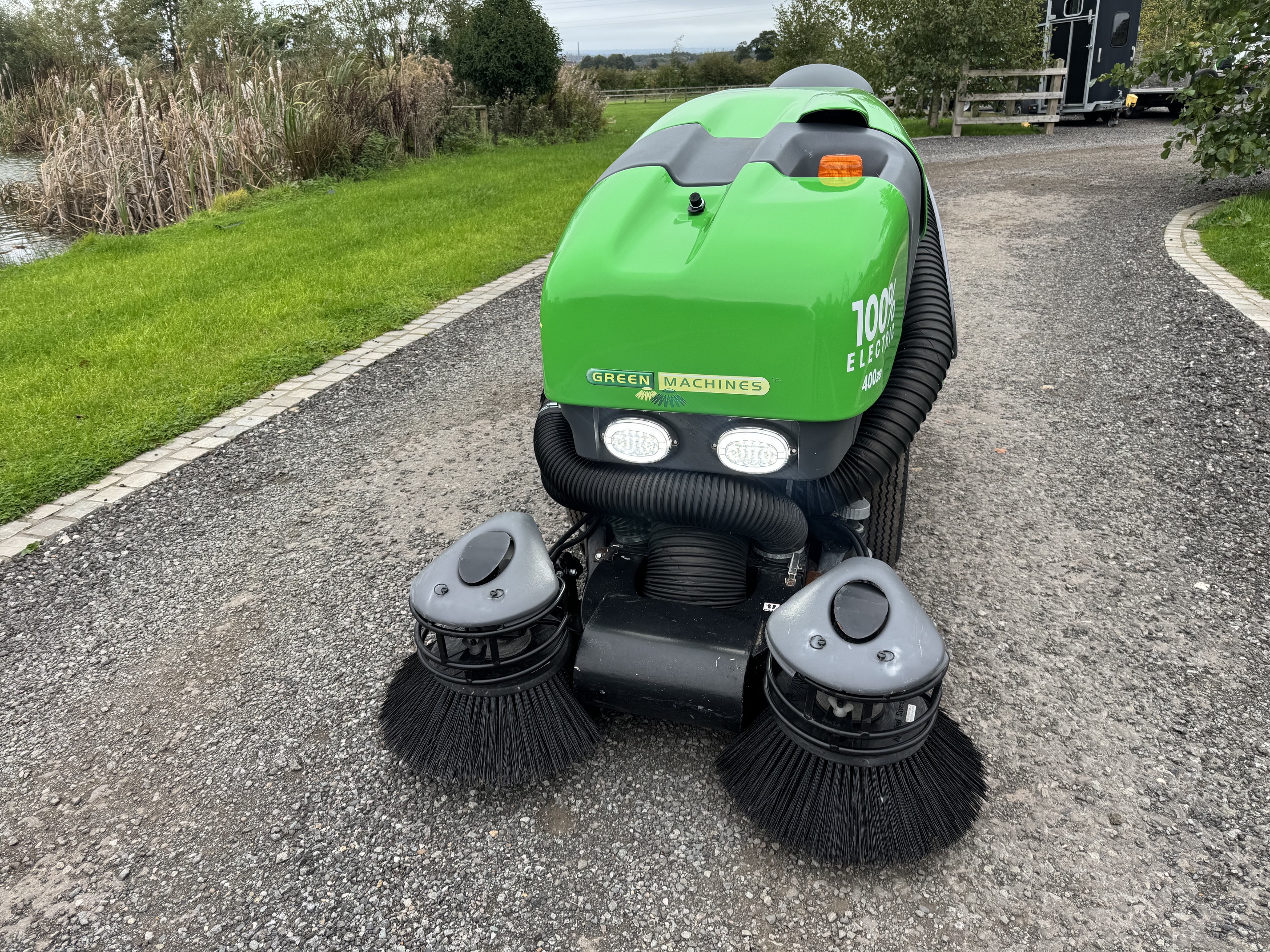 Green Machine 400ZE Electric Road Sweeper