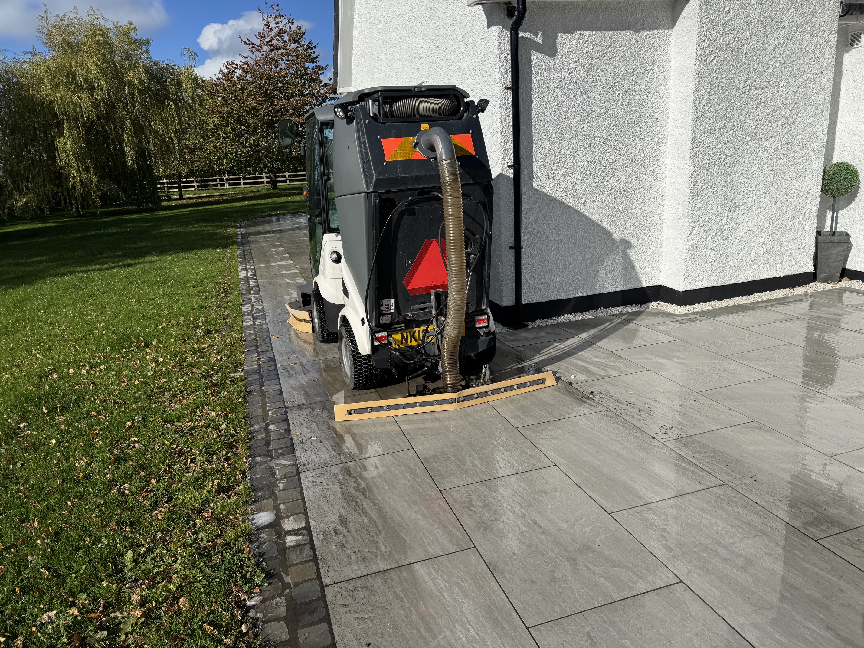 Nilfisk Egholm City Ranger 2250 - Various Attachments