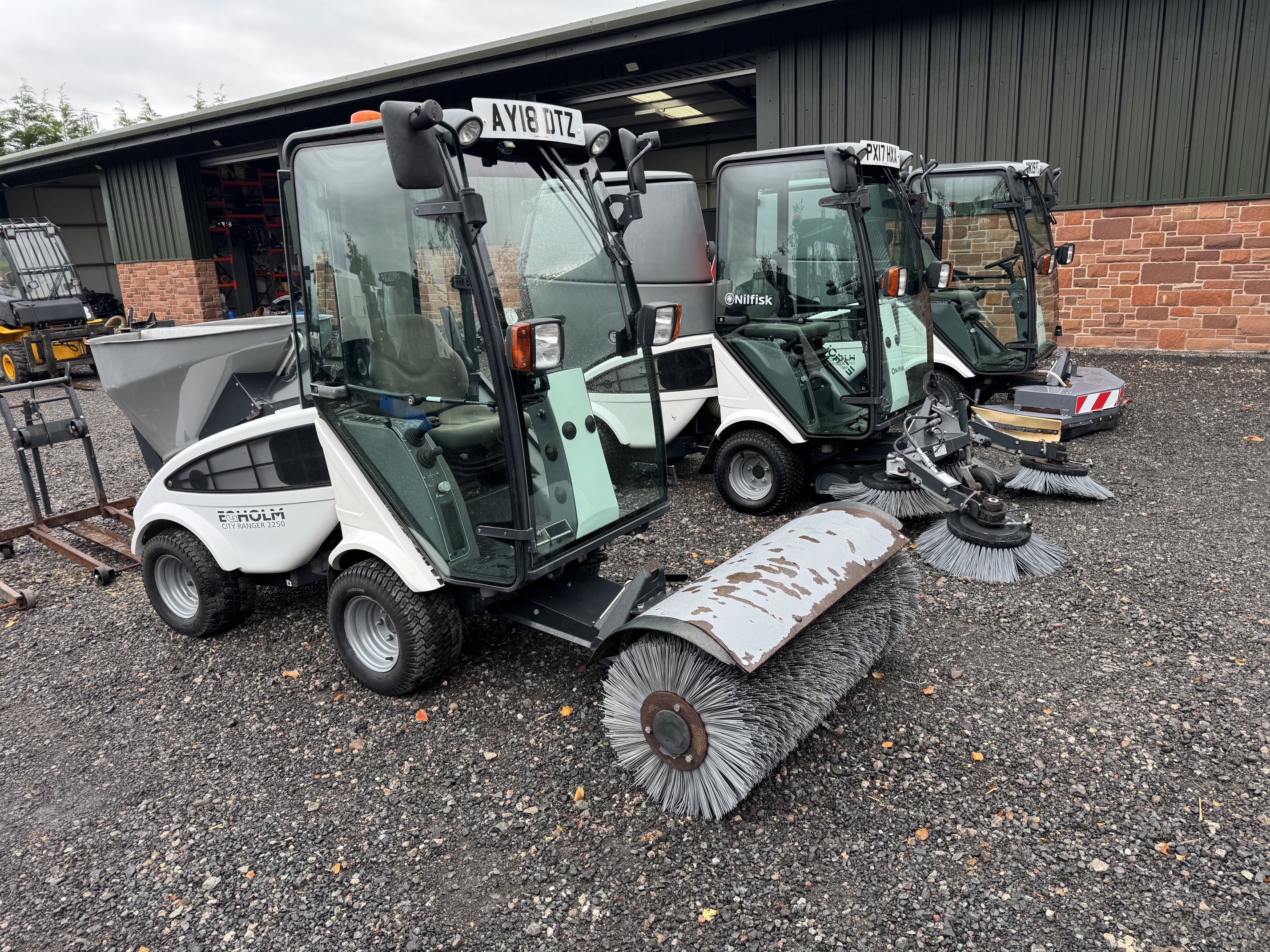 Nilfisk Egholm City Ranger 2250 - Various Attachments